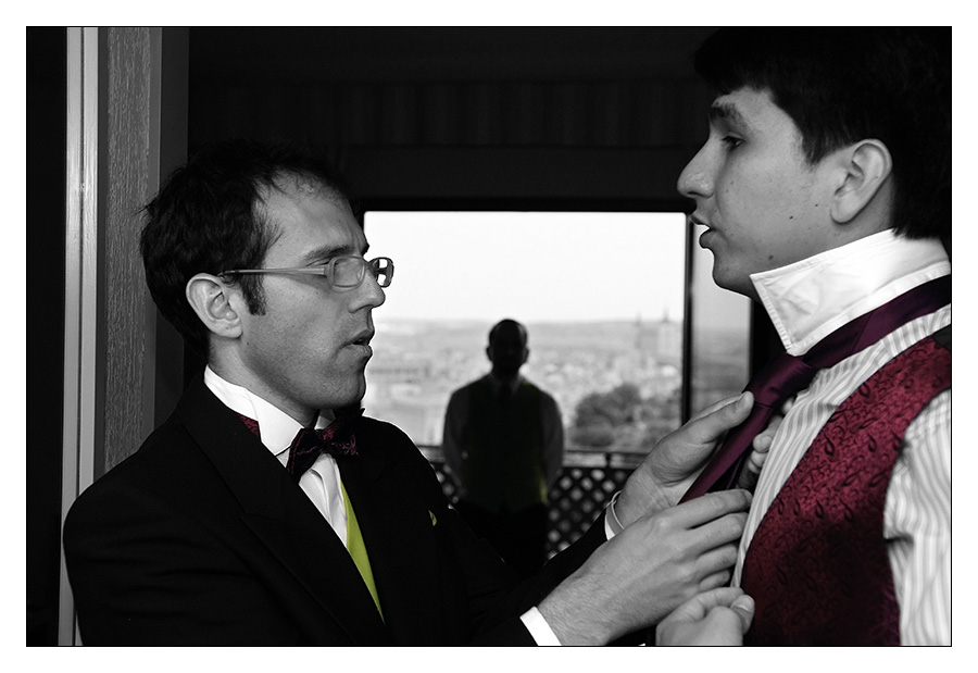 amigos novio. Fotgrafo Bodas Toledo | Javier Tordesillas - Fotgrafo