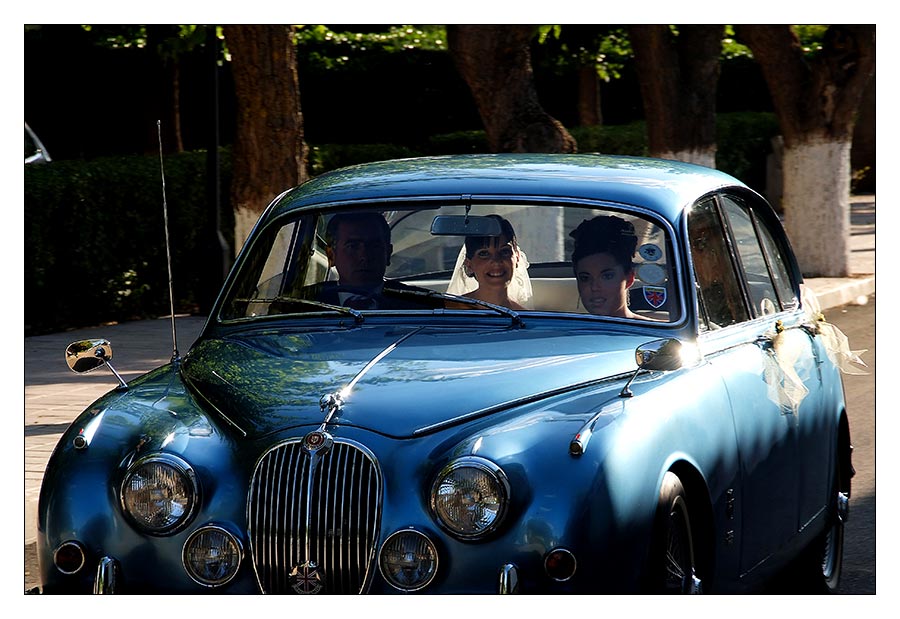 coche novia. Fotgrafo Bodas Toledo | Javier Tordesillas - Fotgrafo